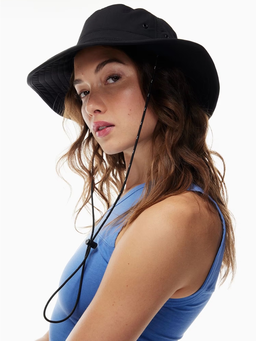 Aritzia TNA Passage Bucket Hat S/M